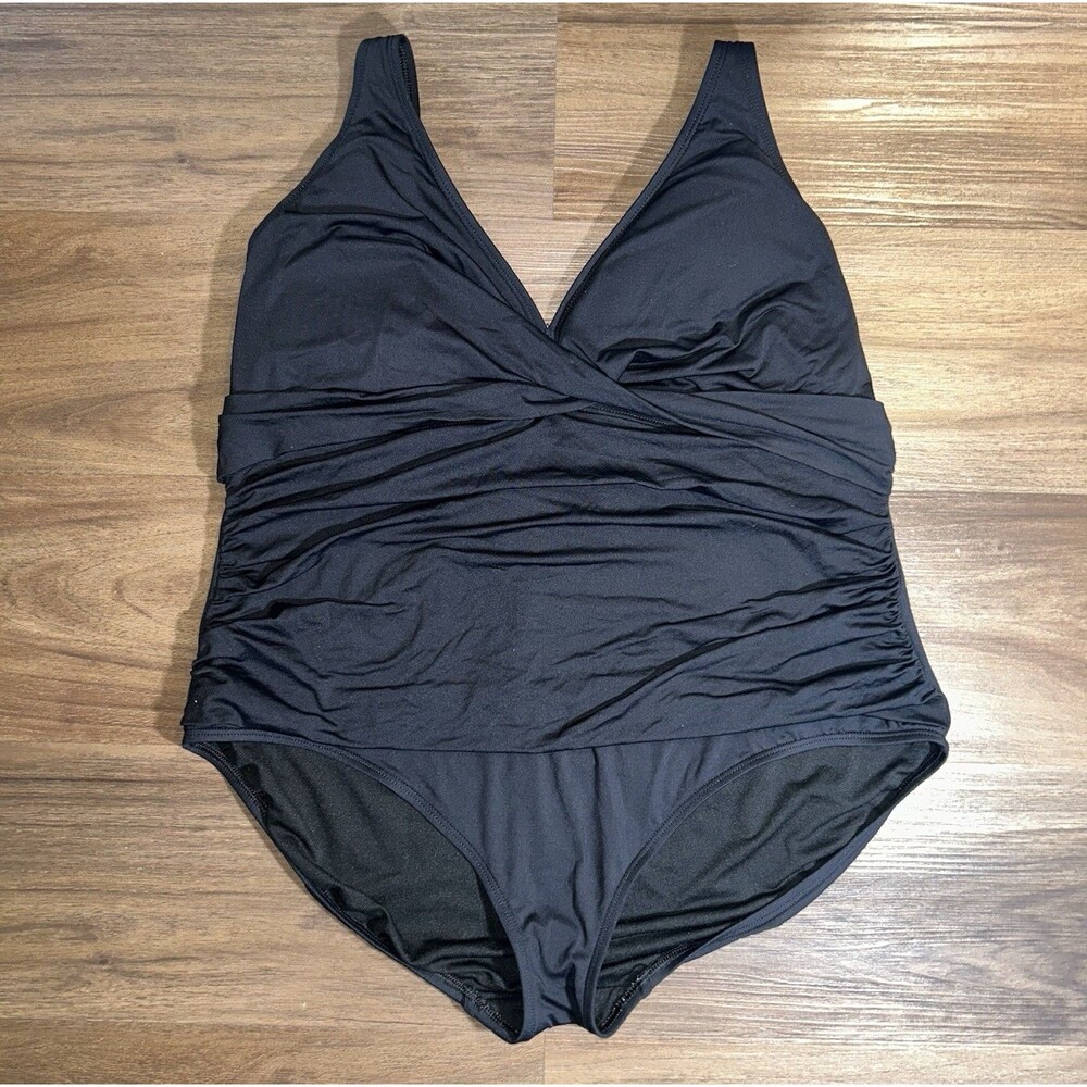 Lauren Ralph Lauren Women's Plus Black Twist Front One Piece Swimsuit Size 20W